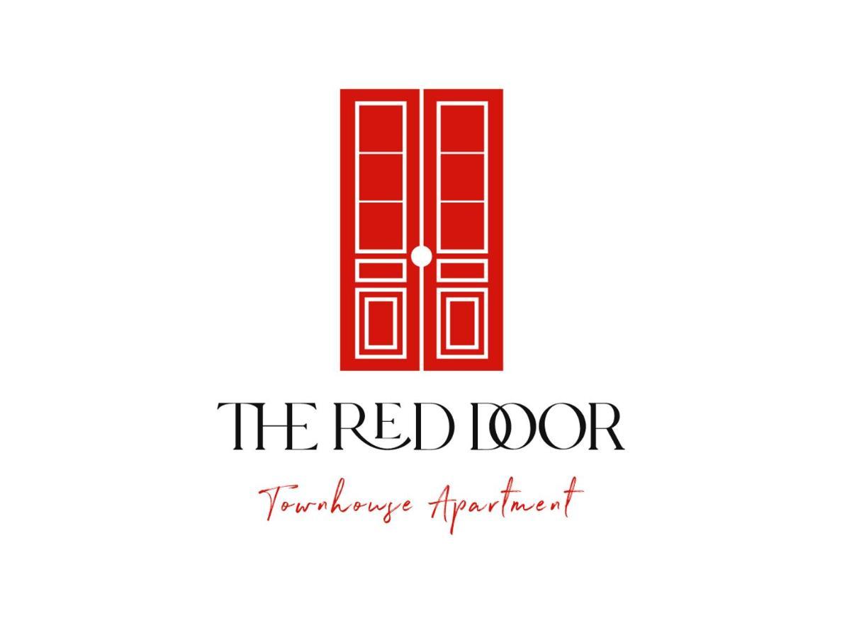 The Red Door Townhouse Apartment Ardara Exterior foto